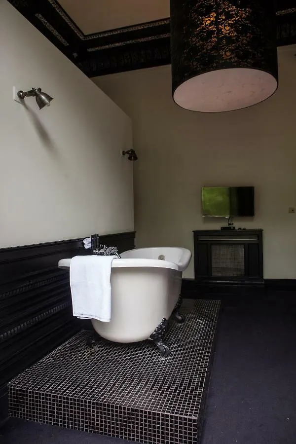 Bed and Breakfast B in Antwerpen Frühstückspension